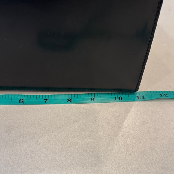 Kate Spade Glossy Black purse - Picture 3 of 7